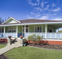 Blooms Cottage - Accommodation Directory