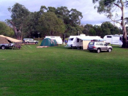 Poplar Tourist Park - Accommodation Directory 3