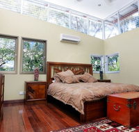 Moonshadow Villas - Accommodation Directory