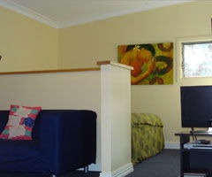 Artist Studio Cottage - Accommodation Directory 1