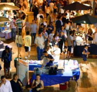 Surfers Paradise Beachfront Markets - Accommodation Directory