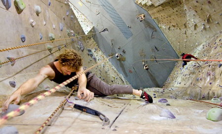 Cliffhanger Climbing Gym - Accommodation Directory 2