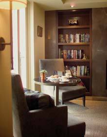 Lyall Hotel And Spa - Accommodation Directory 2