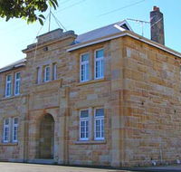 Memorial Hall - Accommodation Directory
