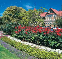 Stirling Gardens - Accommodation Directory