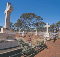 Old Pioneer Cemetery Coolgardie - Accommodation Directory