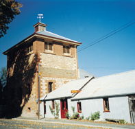 The Oakbank Weaver - Accommodation Directory