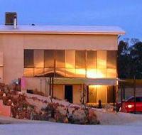Mt Surmon Wines - Scarlattis Gallery - Accommodation Directory