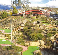 Putters Adventure Golf - Accommodation Directory