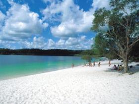 Lake McKenzie - Accommodation Directory 0