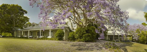 The Long Apron Restaurant - Accommodation Directory 0