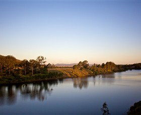 Lake Wivenhoe - Accommodation Directory 0