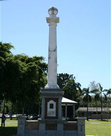 World War I Memorial Cenotaph And Jubilee Park - Accommodation Directory 0