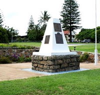 Dunwich War Memorial - Accommodation Directory