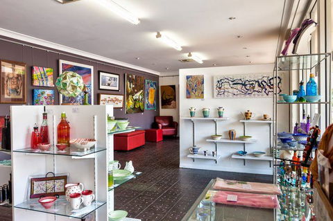GIGS Art Gallery & Studios - Accommodation Directory 1