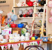 The Berry Tea Shop - Accommodation Directory
