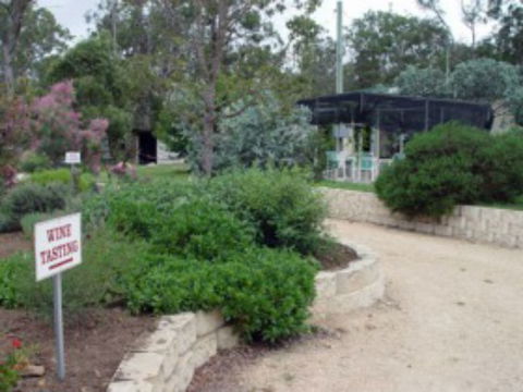 Holland Wines - Accommodation Directory 4