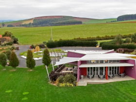 Ghost Rock Vineyard - Accommodation Directory 1