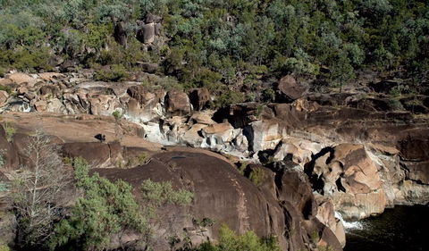 Macintyre Falls Lookout - Accommodation Directory 1