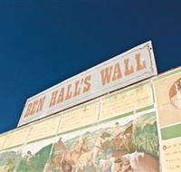 Ben Hall Wall - Accommodation Directory