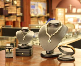 Inverell Jewellers - Accommodation Directory 0