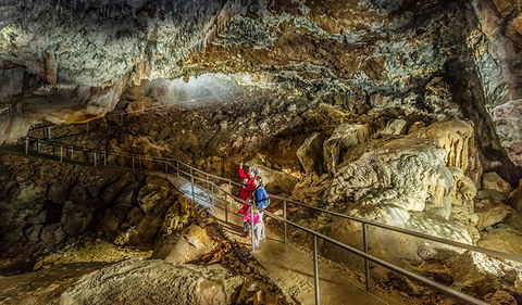 Yarrangobilly Caves - Accommodation Directory 3