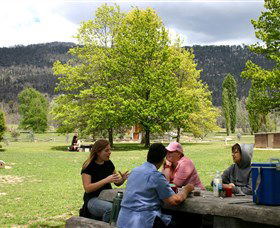 Tidbinbilla - Accommodation Directory 2