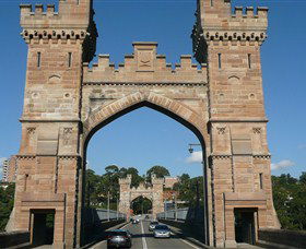 Bailey's Sydney - Tours For People Who Don't Like Tours - Accommodation Directory 6