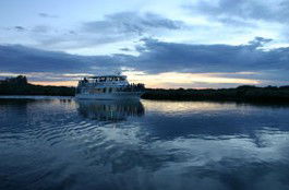 Tamboi Queen Cruises - Accommodation Directory 1