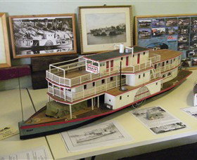 Wentworth Model Paddlesteamer Display - Accommodation Directory 0