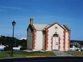 Royal Circus And Customs House In Robe - Accommodation Directory 0