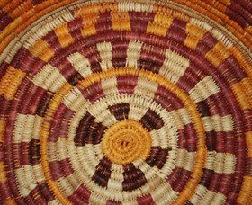 Injalak Arts And Crafts - Accommodation Directory 4