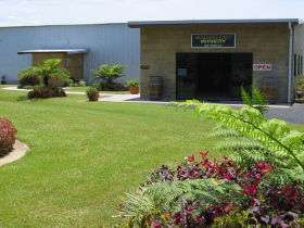 Murdering Point Winery - Accommodation Directory 2