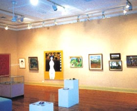 Griffith Regional Art Gallery - Accommodation Directory 0