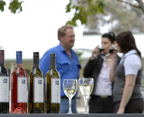 Woolaway Wines - Accommodation Directory 2