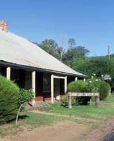 Lion Of Waterloo Tavern - Accommodation Directory 0