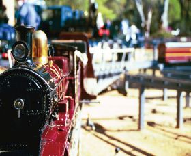 Willans Hill Miniature Railway - Accommodation Directory 1