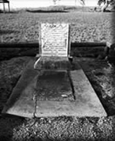 Grave Of Yuranigh - Accommodation Directory 0
