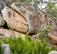 Frog Rock - Accommodation Directory