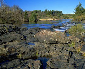 Kambah Pool To Pine Island - Accommodation Directory 0