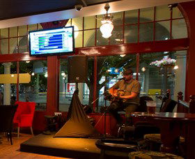PJ O'Reilly's Irish Pub - Accommodation Directory 1