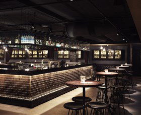 Luckyâ€™s Speakeasy - Accommodation Directory 2