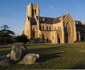 Cathedral Church Of St Saviour - Accommodation Directory 1