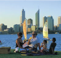 Swan River Foreshore - Accommodation Directory