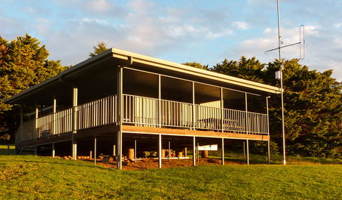 The Green Gully Track - Accommodation Directory 2