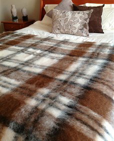 Australian Alpaca Barn - Morpeth - Accommodation Directory 2