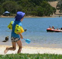 Drakesbrook Weir - Accommodation Directory
