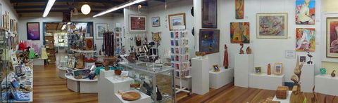 Ferry Park Gallery - Accommodation Directory 3