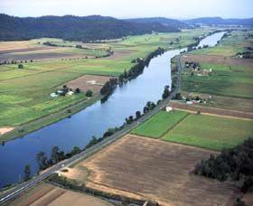 The Clarence River - Accommodation Directory 0