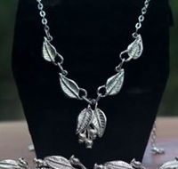 Australian Wildflower Jewellery Gallery - Accommodation Directory